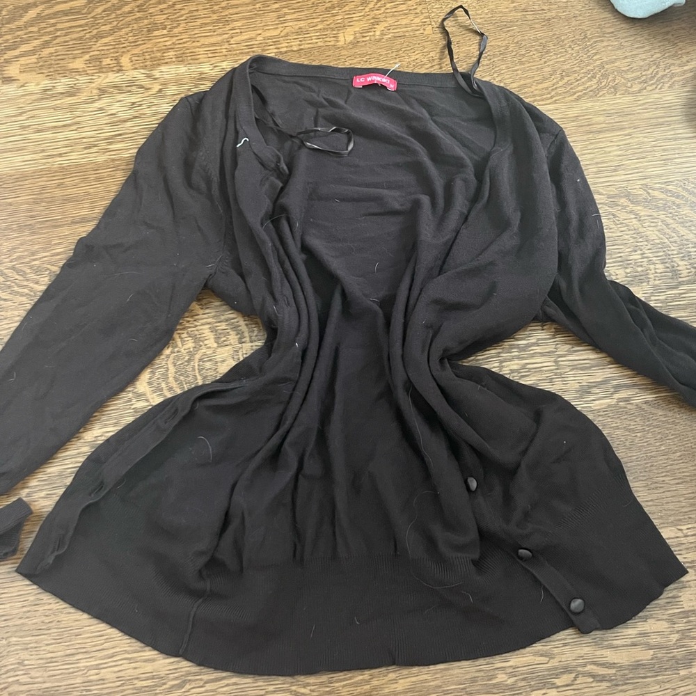 Super cute chocolate brown cardigan - perfect for a boho witchy fall!